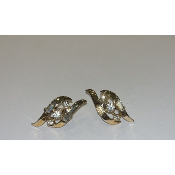 CORO Signed Vintage Earrings Lot of (2 pair) Rhinestone Screw & Clip A11… - Picture 8 of 12